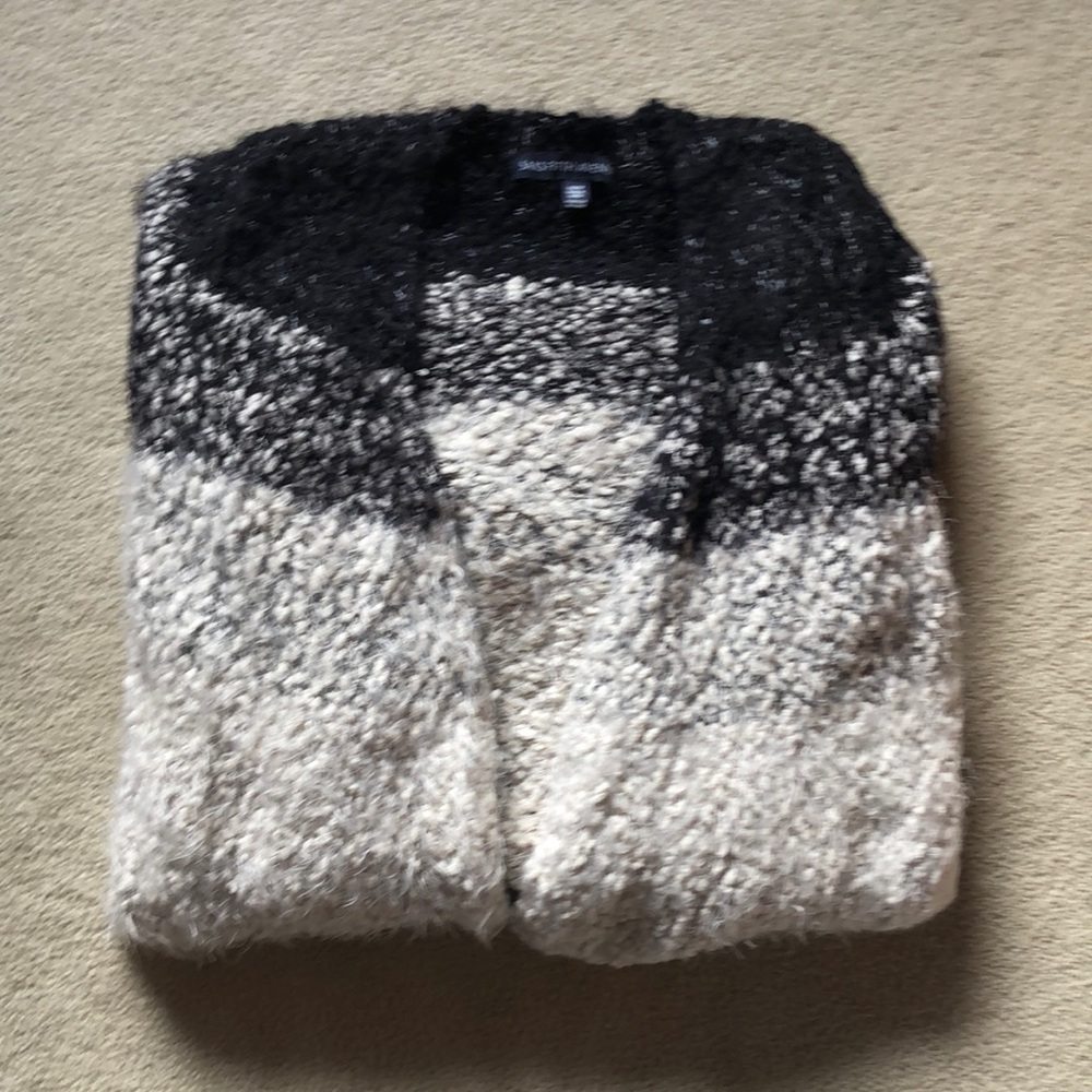 Cardigan - Picture 5 of 5